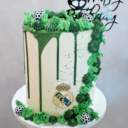 Voetbal drip cake