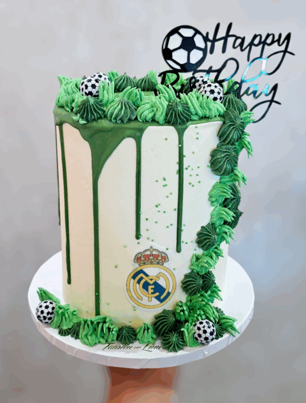 Voetbal drip cake