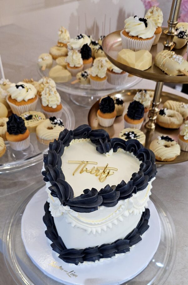 Heart cake & Sweets