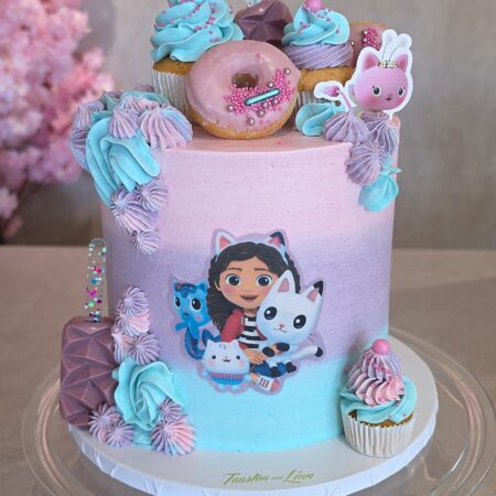 Gabby Dollhouse cake