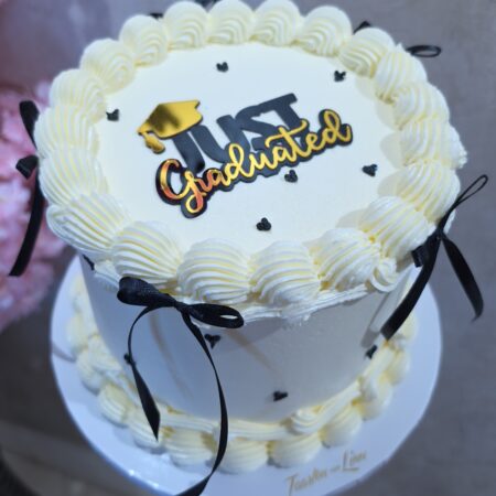 Graduated cake