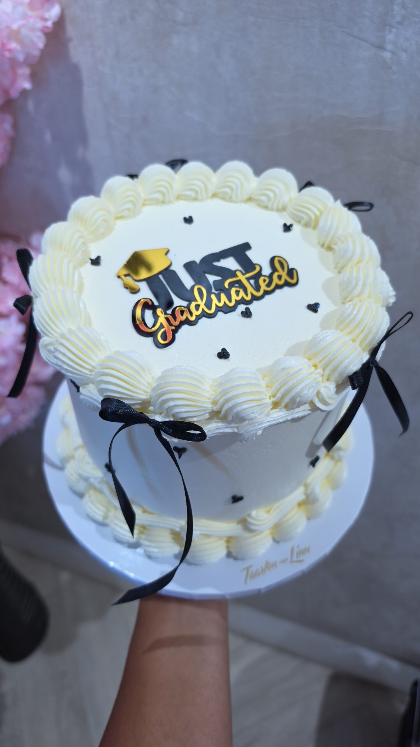 Graduated cake 1 Graduated cake