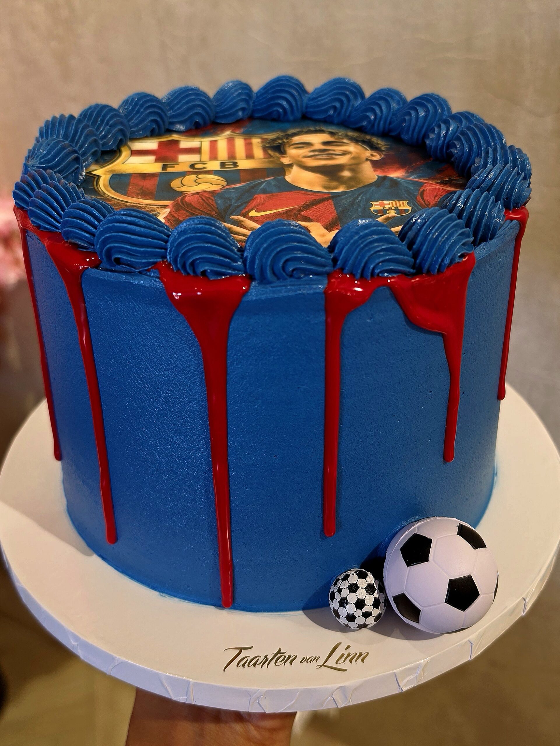 Favoriete voetballer taart 2 Favoriete voetballer taart - Afbeelding 2